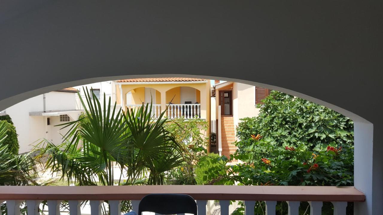 Apartments Kore Vir Exterior photo